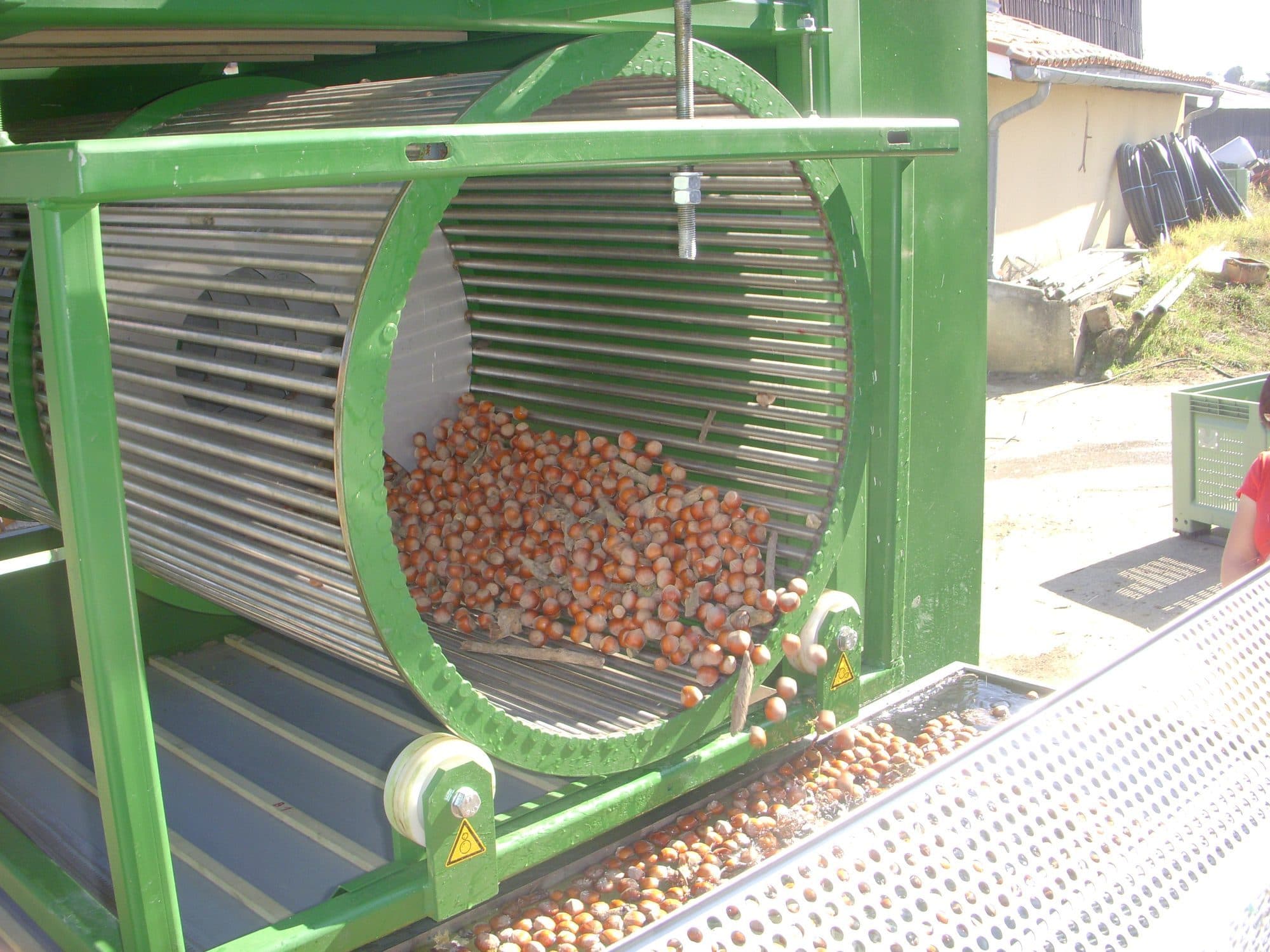 Trommel rempli de noisettes
